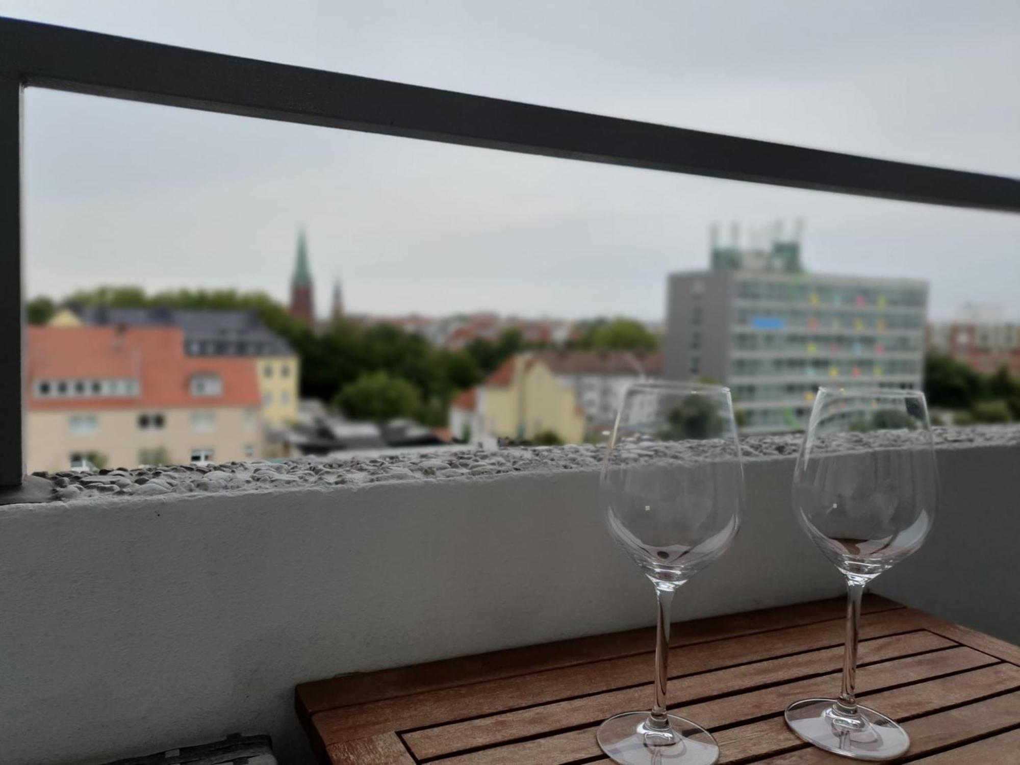 Ferienwohnung Moebeliertes Wohnen Auf Zeit Am Yachthafen Bremerhaven Exterior foto